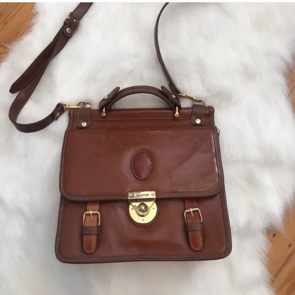 Vintage leather shoulder bag